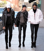 hailey-baldwin-out-and-about-in-tribeca-October-24-Out-for-Lunch-in-New-York-with-joan-smalls_28429.jpg