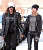 hailey-baldwin-out-and-about-in-tribeca-October-24-Out-for-Lunch-in-New-York-with-joan-smalls_28729.jpg