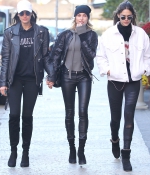 hailey-baldwin-out-and-about-in-tribeca-October-24-Out-for-Lunch-in-New-York-with-joan-smalls_287429.jpg