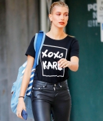 hailey-baldwin-out-in-new-york-city-karl-lagerfeld-paris-event-october-2016_281229.jpg
