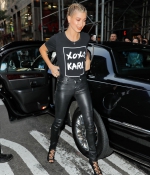 hailey-baldwin-out-in-new-york-city-karl-lagerfeld-paris-event-october-2016_28929.jpg