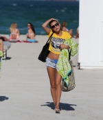 Hailey-Baldwin---Wearing-a-Bikini-in-Miami-42.jpg