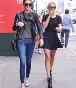 kendall-jenner-and-hailey-baldwin-out-and-about-in-new-york-2908_4.jpg