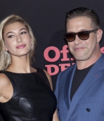 Hailey-Baldwin-Photos-Premiere-of-One-Direction-This-Is-Us-10_28129.jpg