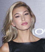 Hailey-Baldwin-Photos-Premiere-of-One-Direction-This-Is-Us-10_28529.jpg