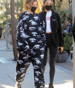 hailey-bieber-out-in-west-hollywood-11-18-2020-9.jpg