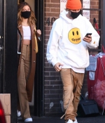 hailey-bieber-and-justin-bieber-at-il-pastaio-in-beverly-hills-11-19-2020-16.jpg