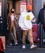 hailey-bieber-and-justin-bieber-at-il-pastaio-in-beverly-hills-11-19-2020-5.jpg