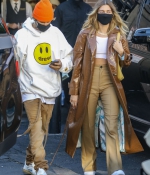 hailey-bieber-and-justin-bieber-at-il-pastaio-in-beverly-hills-11-19-2020-7.jpg