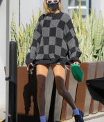 hailey-bieber-out-in-west-hollywood-11-15-2020-1.jpg
