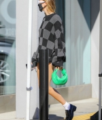 hailey-bieber-out-in-west-hollywood-11-15-2020-11.jpg