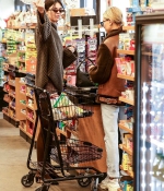 kendall-jenner-and-hailey-baldwin-February-9-Shopping-groceries-in-New-York-City-3.jpg