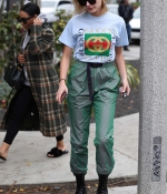 hailey-baldwin-black-ankle-boots-booties-at-zinque-restaurant-in-west-hollywood-los-angeles-gucci-outfit-cargo-pants-1.jpg