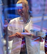 hailey-baldwin-and-justin-bieber-spotted-for-the-first-time-since-their-engagement-as-they-visit-pristine-jewelers-to-resize-haileys-engagement-ring-in-new-york-city-11.jpg