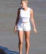 hailey-bieber-at-a-photoshoot-for-bare-minerals-on-the-beach-in-malibu-07-23-2019-12.jpg
