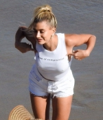 hailey-bieber-at-a-photoshoot-for-bare-minerals-on-the-beach-in-malibu-07-23-2019-8.jpg