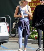 hailey-bieber-November-12-Out-in-Los-Angeles-purple-outfit-leggins-2019-2.jpg