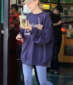 hailey-bieber-November-12-Out-in-Los-Angeles-purple-outfit-leggins-2019-3.jpg