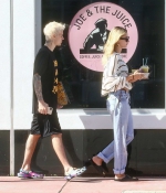 hailey-bieber-and-justin-bieber-November-28-Out-in-Miami-getting-juice-drew-crocs-1.jpg