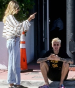 hailey-bieber-and-justin-bieber-November-28-Out-in-Miami-getting-juice-drew-crocs-6.jpg