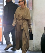 hailey-bieber-looks-fashionable-in-all-beige-as-she-gets-coffee-and-runs-errands-in-los-angeles-4.jpg