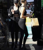 hailey-bieber-shows-off-her-abs-as-she-grabs-a-post-workout-juice-in-west-hollywood-california-4.jpg