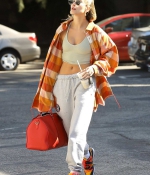 hailey-bieber-flaunts-her-flat-abs-as-she-hits-up-the-dance-studio-in-west-hollywood-california-5.jpg