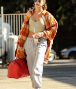 hailey-bieber-flaunts-her-flat-abs-as-she-hits-up-the-dance-studio-in-west-hollywood-california-7.jpg
