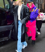 hailey-bieber-and-justin-bieber-head-out-for-justins-rehearsals-at-the-nbc-studios-in-manhattan-new-york-city-3.jpg