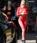 hailey-bieber-looks-fab-in-a-red-crop-top-and-matching-leggings-as-she-grabs-a-post-workout-at-earthbar-in-los-angeles-3.jpg