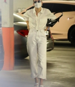 hailey-bieber-dons-all-white-for-a-business-meeting-in-los-angeles-11.jpg