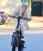 hailey-bieber-and-justin-bieber-spend-the-afternoon-riding-custom-drew-electric-bikes-in-los-angeles-8.jpg