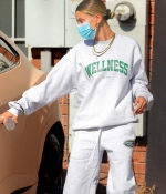hailey-bieber-seen-leaving-beachwood-studios-in-comfy-sweats-after-a-photoshoot-in-west-hollywood-california-2.jpg