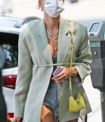 hailey-bieber-in-daisy-dukes-and-a-boxy-blazer-shopping-in-beverly-hills-08-20-2020-8.jpg