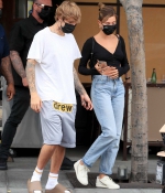 hailey-justin-bieber-September-8-At-IL-Pastaio-in-Beverly-Hills-1.jpg