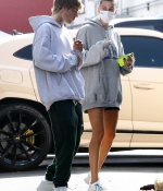 hailey-bieber-and-justin-bieber-September-23-Out-in-West-Hollywood-7.jpg