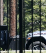 hailey-bieber-and-justin-bieber-spotted-during-an-outdoor-workout-session-in-lake-tahoe-california-6.jpg