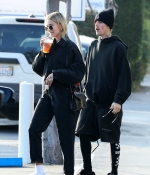 hailey-bieber-and-justin-bieber-sport-matching-outfits-while-out-for-some-shopping-at-the-grove-in-los-angeles-0.jpg