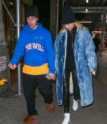 hailey-baldwin-and-justin-bieber-out-and-about-in-nyc-february-15-2019_28229.jpg