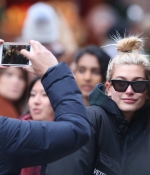 hailey-baldwin-and-shawn-mendes-December-17-Out-in-Toronto-cold-0.jpg
