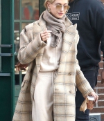 hailey-bieber-out-and-about-in-new-york-01-30-2019-12.jpg