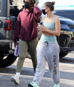 hailey-bieber-October-7-Heading-to-Yoga-in-West-Hollywood-1.jpg