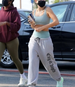 hailey-bieber-October-7-Heading-to-Yoga-in-West-Hollywood-6.jpg