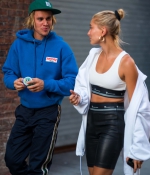 hailey-baldwin-out-in-brooklyn-July-12-At-Cecconis-in-New-York-with-justin-bieber_28129.jpg