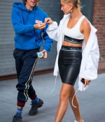 hailey-baldwin-out-in-brooklyn-July-12-At-Cecconis-in-New-York-with-justin-bieber_281629.jpg