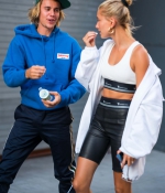 hailey-baldwin-out-in-brooklyn-July-12-At-Cecconis-in-New-York-with-justin-bieber_281729.jpg