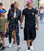 hailey-baldwin-and-justin-bieber-hold-hands-as-they-leave-nobu-restaurant-in-new-york-city-2.jpg
