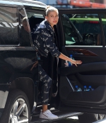 hailey-baldwin-out-and-about-in-new-york-07-05-2018-2.jpg