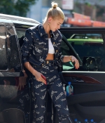 hailey-baldwin-out-and-about-in-new-york-07-05-2018-5.jpg