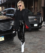 hailey-baldwin-attends-zadig-and-voltaire-february-2018_281729.jpg